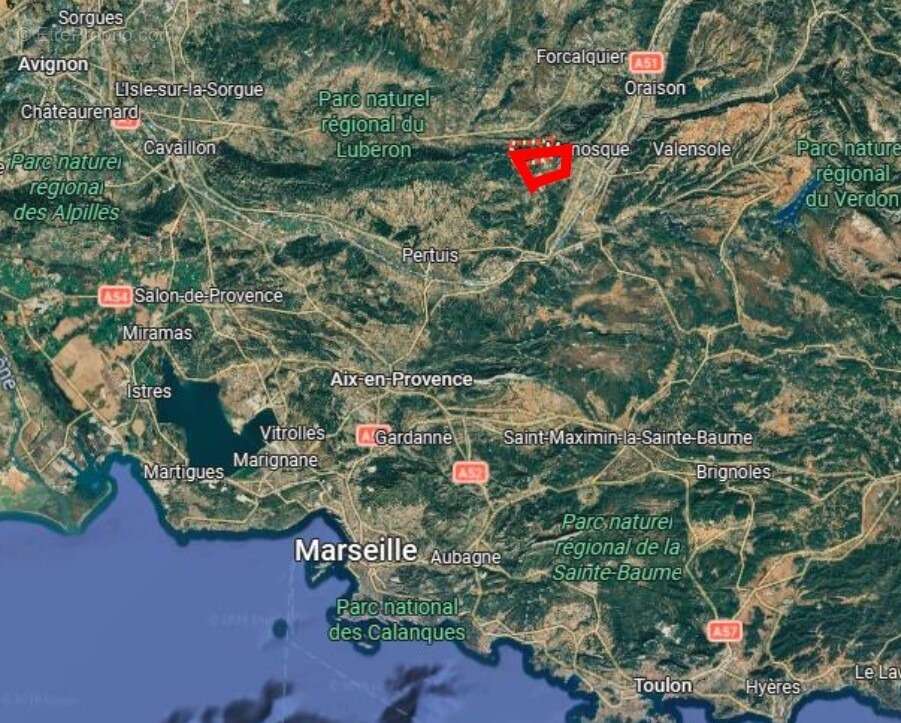 Terrain 398 m² à Montfuron  - photo 3