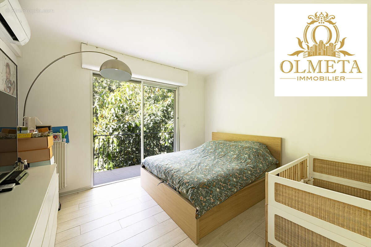 Appartement à ROQUEBRUNE-CAP-MARTIN