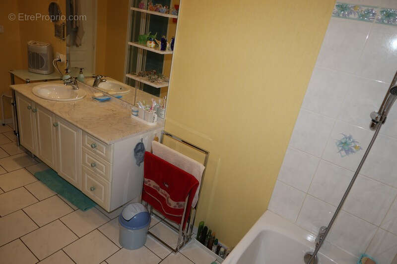 Maison à HENOUVILLE