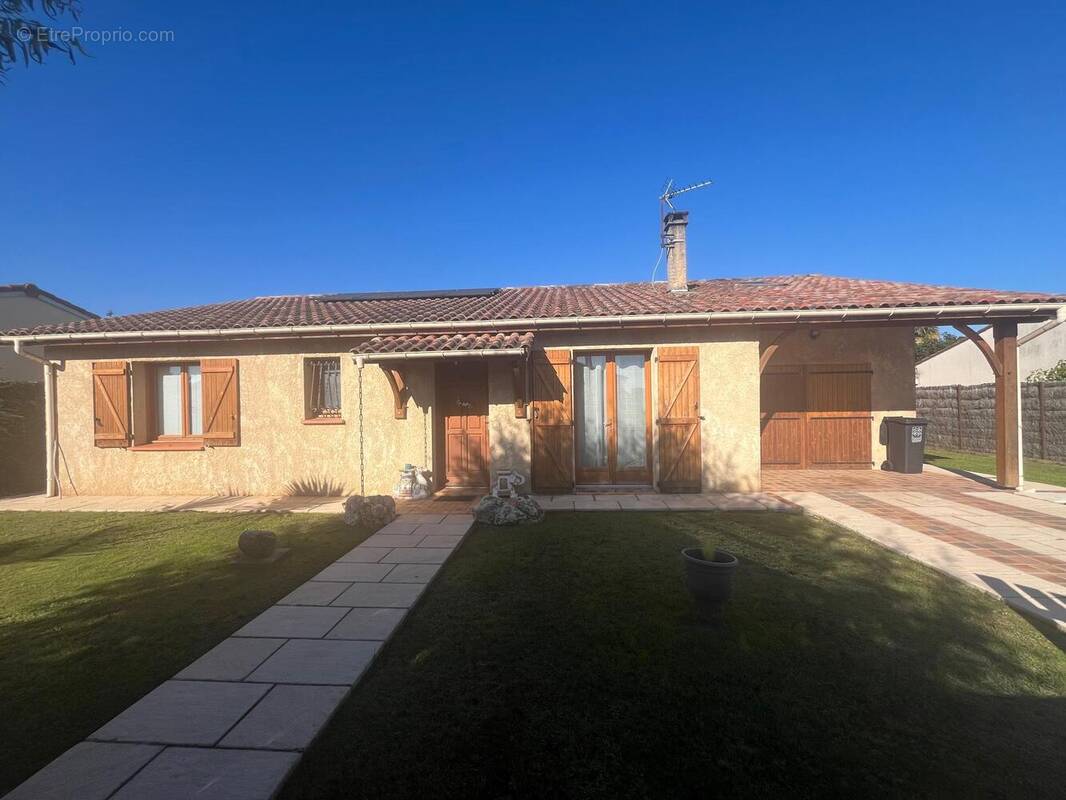 Photo 1 - Maison à BIAS