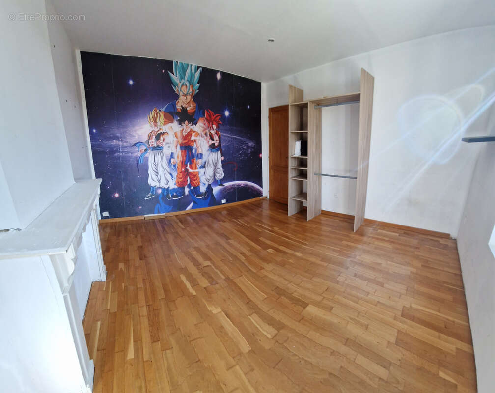 SEMI PLAIN PIED INDIVIDUEL rénové de 175 m2, 5 chambres voir+, garage et jardin sur Sailly Labourse - photo 15