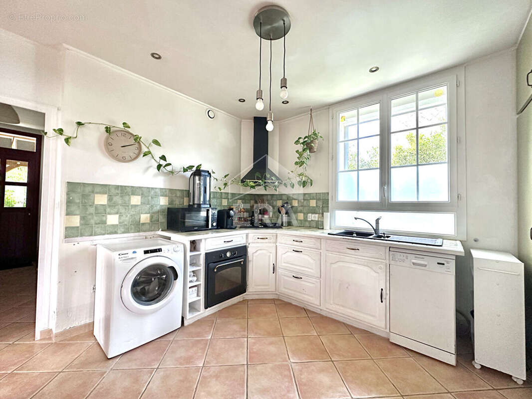 Maison à SAINT-PIERRE-LES-NEMOURS