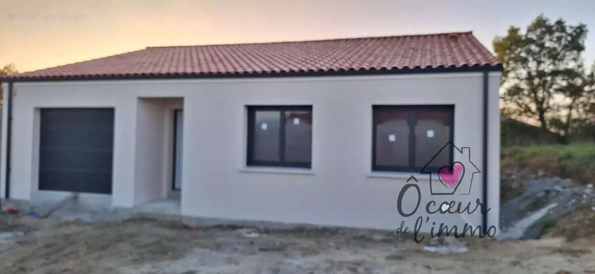 Maison à LE MAY-SUR-EVRE