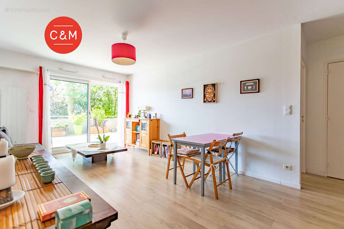 Appartement à REZE
