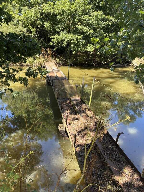 Terrain à LA BAZOUGE-DES-ALLEUX