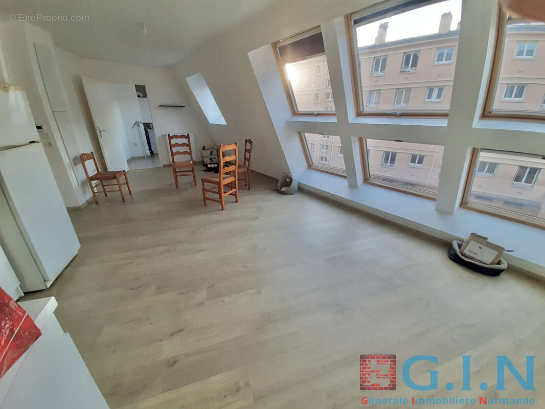 Appartement vendu loué, idéal pour investisseur - photo 2