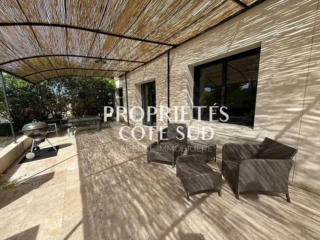 Maison à MONTFAUCON