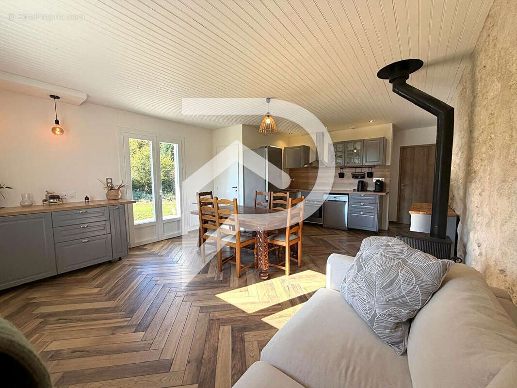 Maison à PEYREHORADE