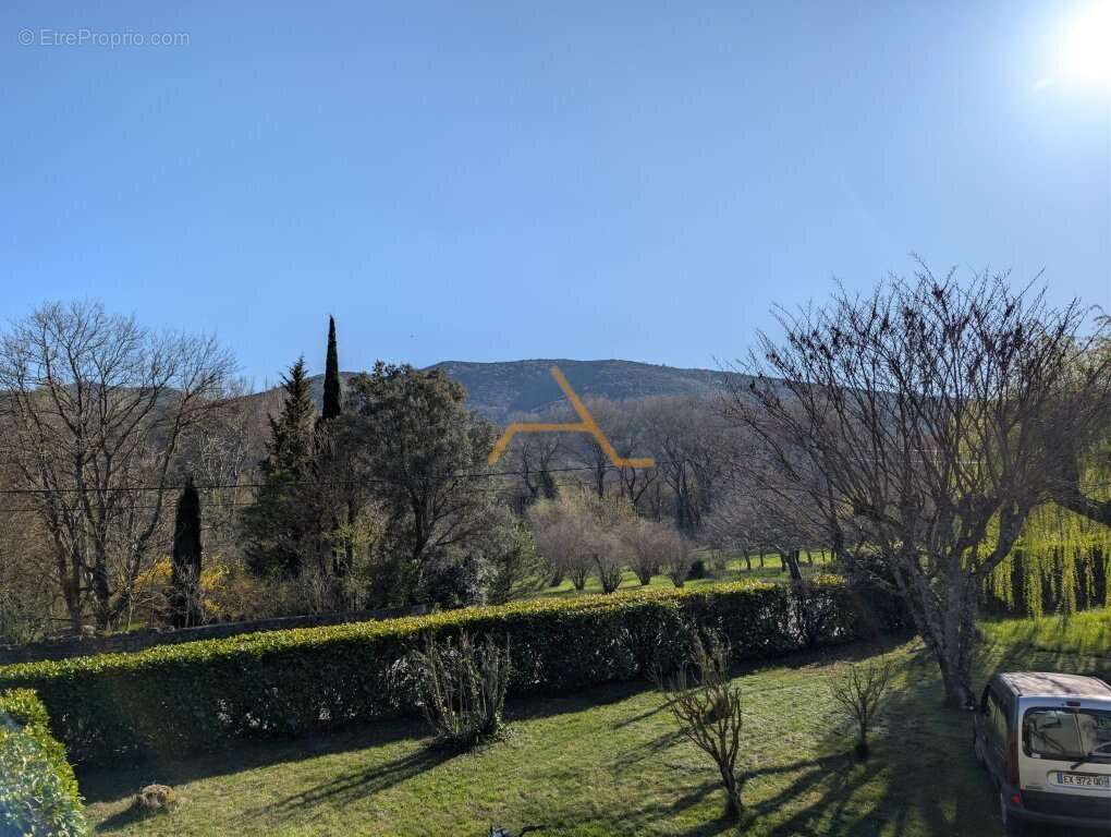 Maison à LE POET-LAVAL