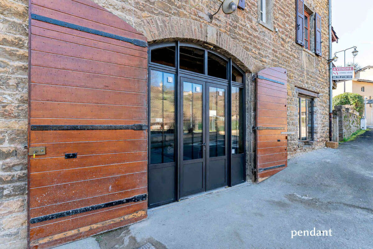 Appartement à POLEYMIEUX-AU-MONT-D'OR
