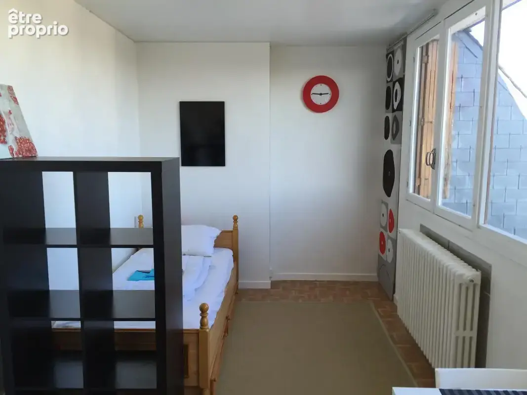 Appartement 15 m² à Laval  - photo 2