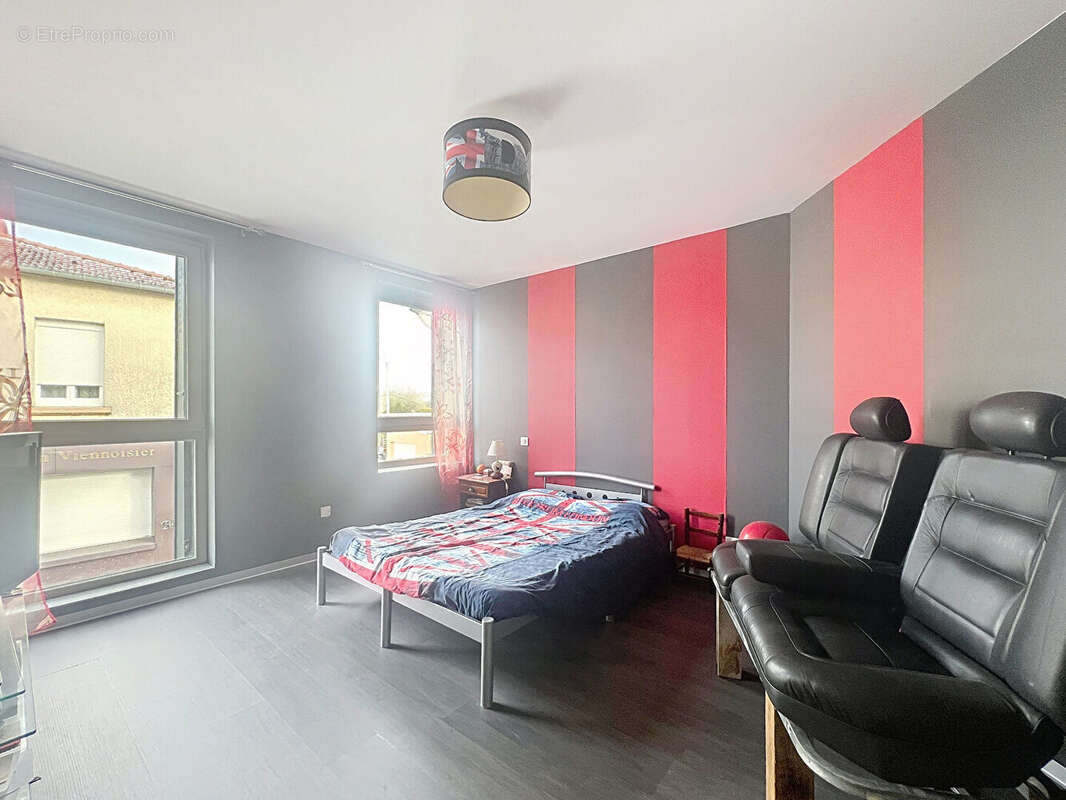 Maison familiale Mairy-sur-marne 6 pièces 175 m2 - photo 5