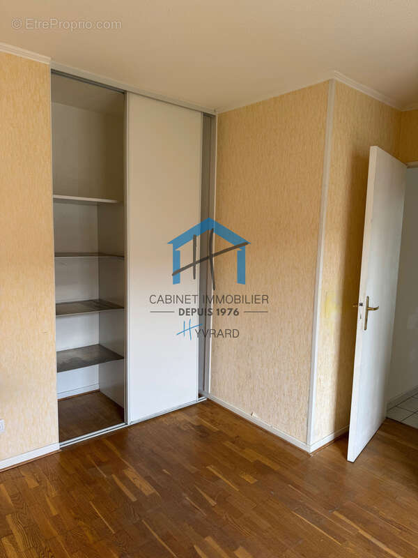Appartement à DECINES-CHARPIEU