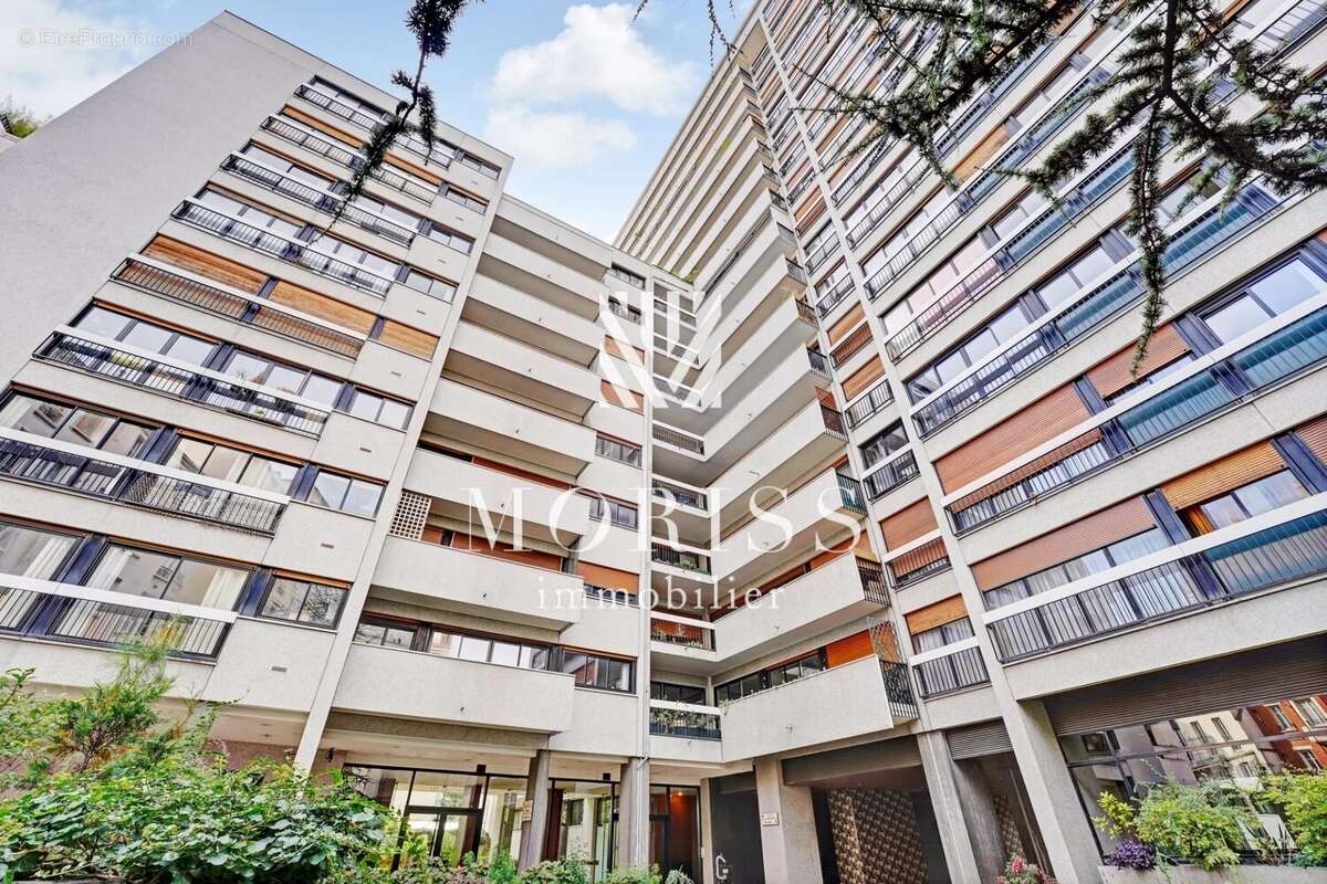 Appartement à PARIS-11E