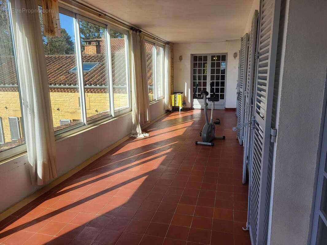 20250228123610 - Maison à PROISSANS
