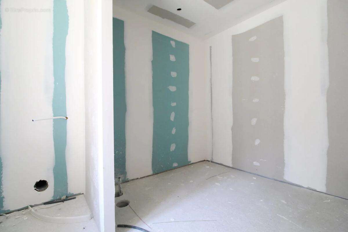 Maison à SAINT-SERNIN-SUR-RANCE