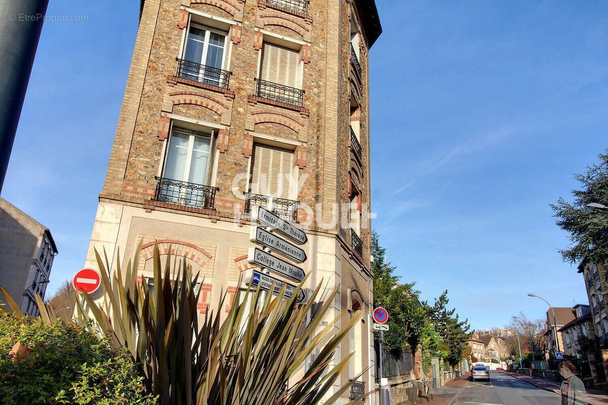 Appartement à CHAVILLE