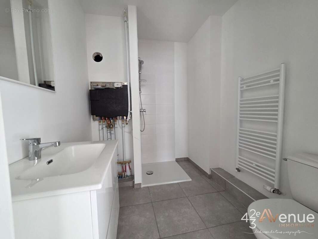 Appartement à SAINT-ETIENNE