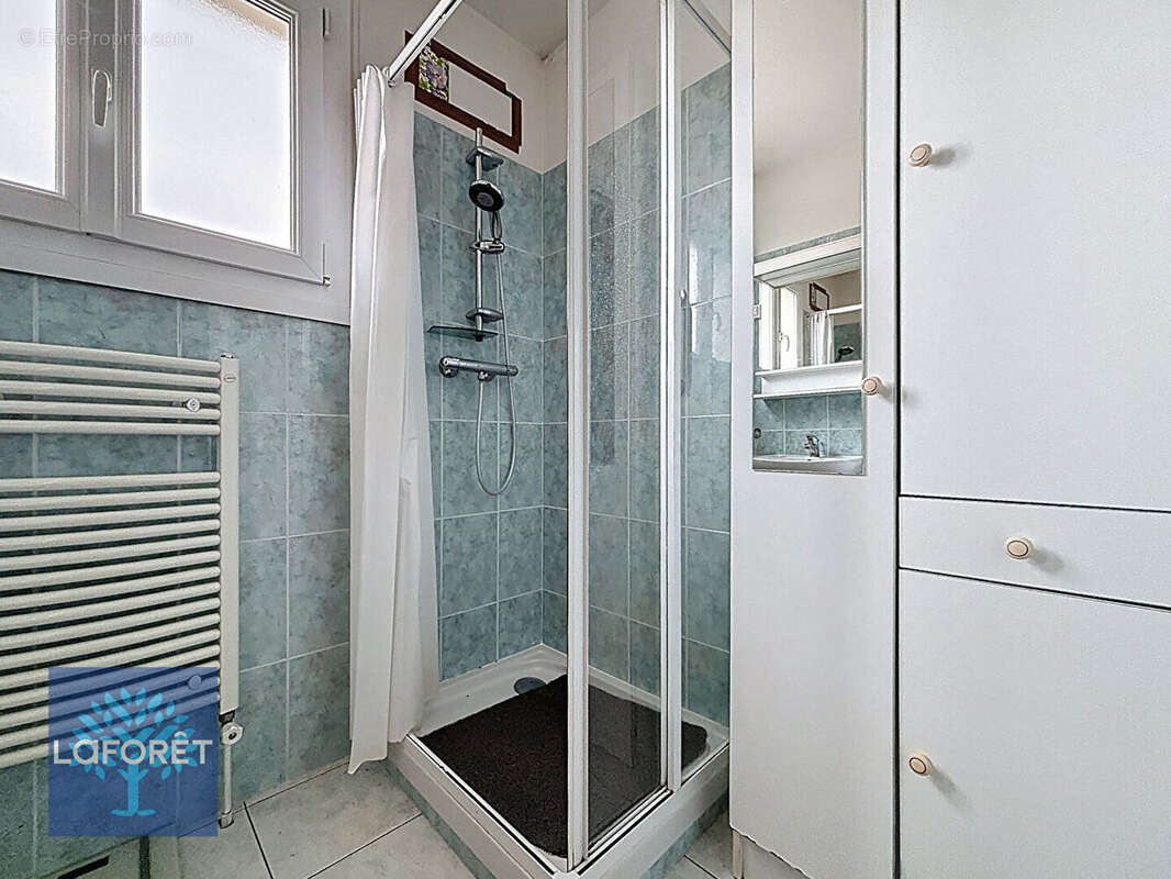 Appartement à CHENNEVIERES-SUR-MARNE