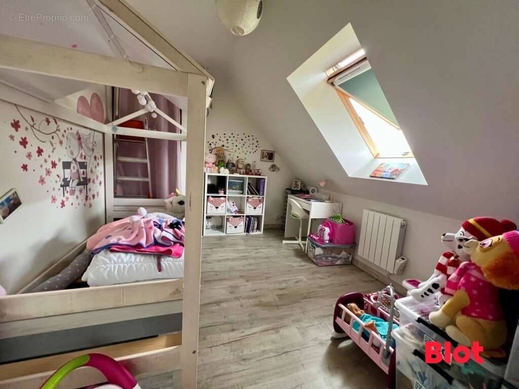 Maison à SAINT-ONEN-LA-CHAPELLE