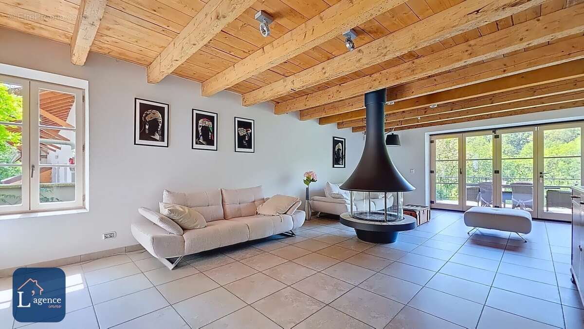 Maison à VANZY