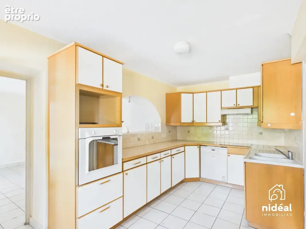 Maison 7 pièces 221 m² à vendre à Combas (30250) - photo 7