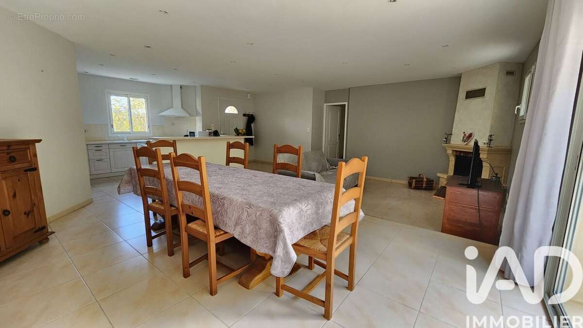 Photo 5 - Maison à SAINT-GEORGES-DE-MONTCLARD