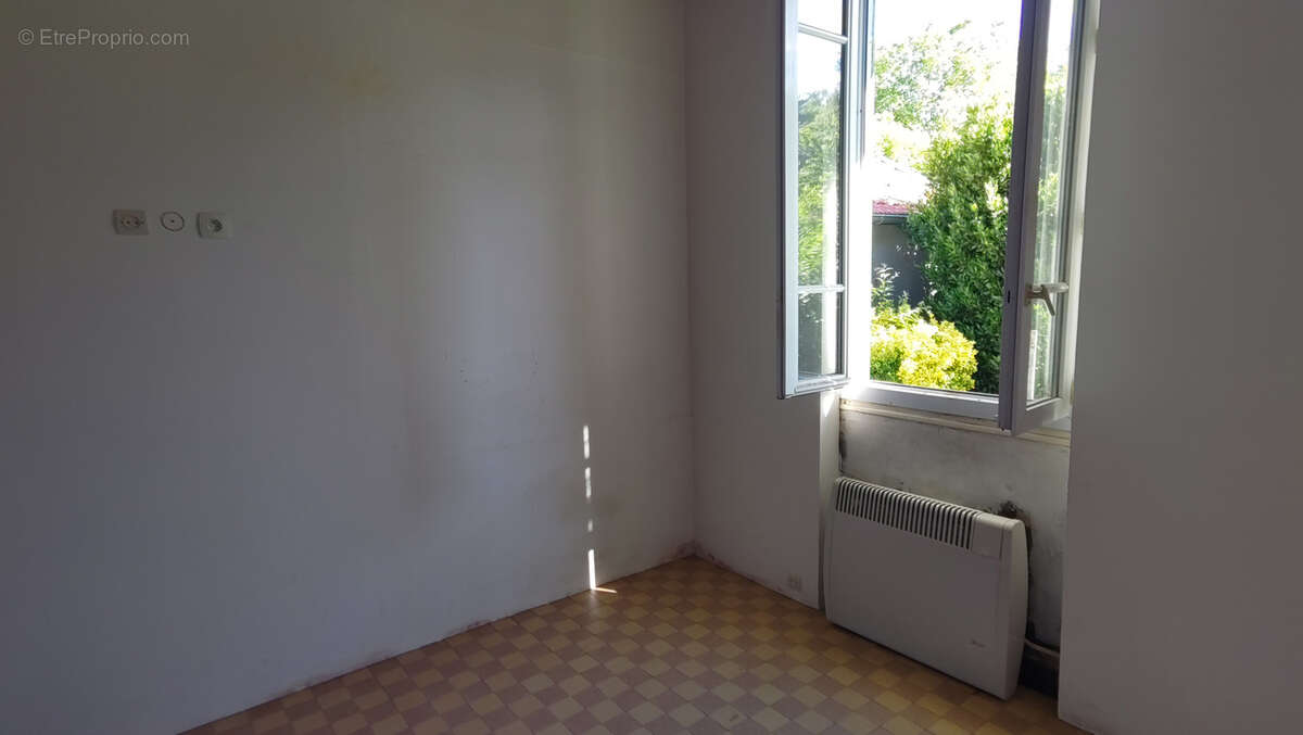 CALUIRE   FOND ROSE   Maison à rénover sur 478 m2 - photo 4