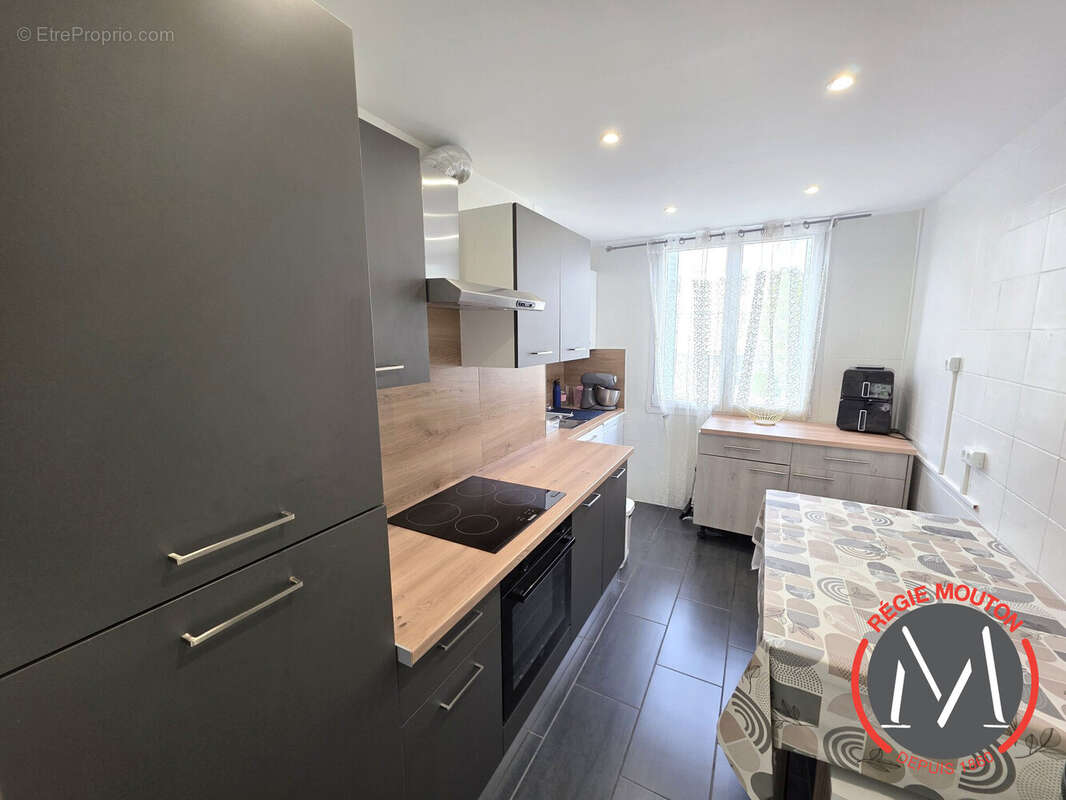Appartement à LYON-5E