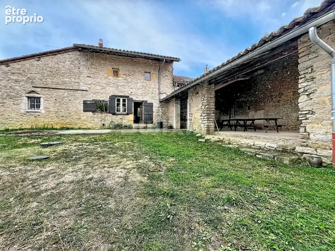 Authenticité et cachet brut : Superbe bâtisse en pierre - photo 1