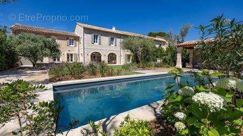 Maison à MAUSSANE-LES-ALPILLES