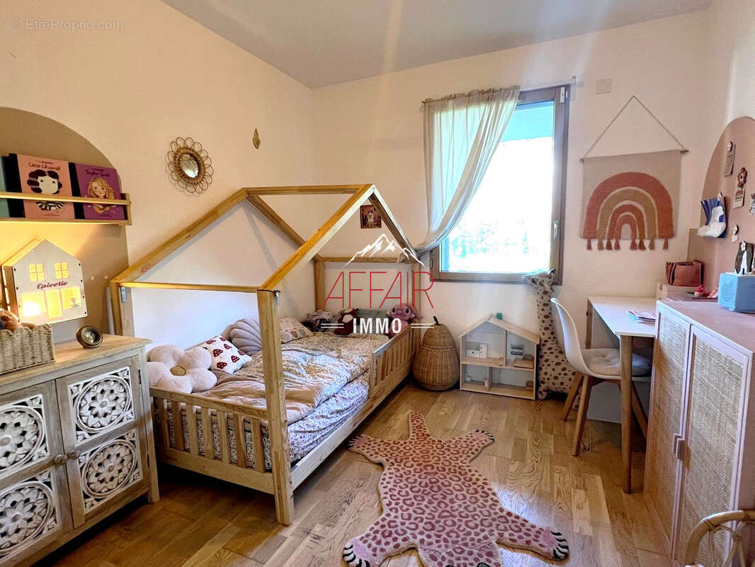 Appartement à NEYDENS