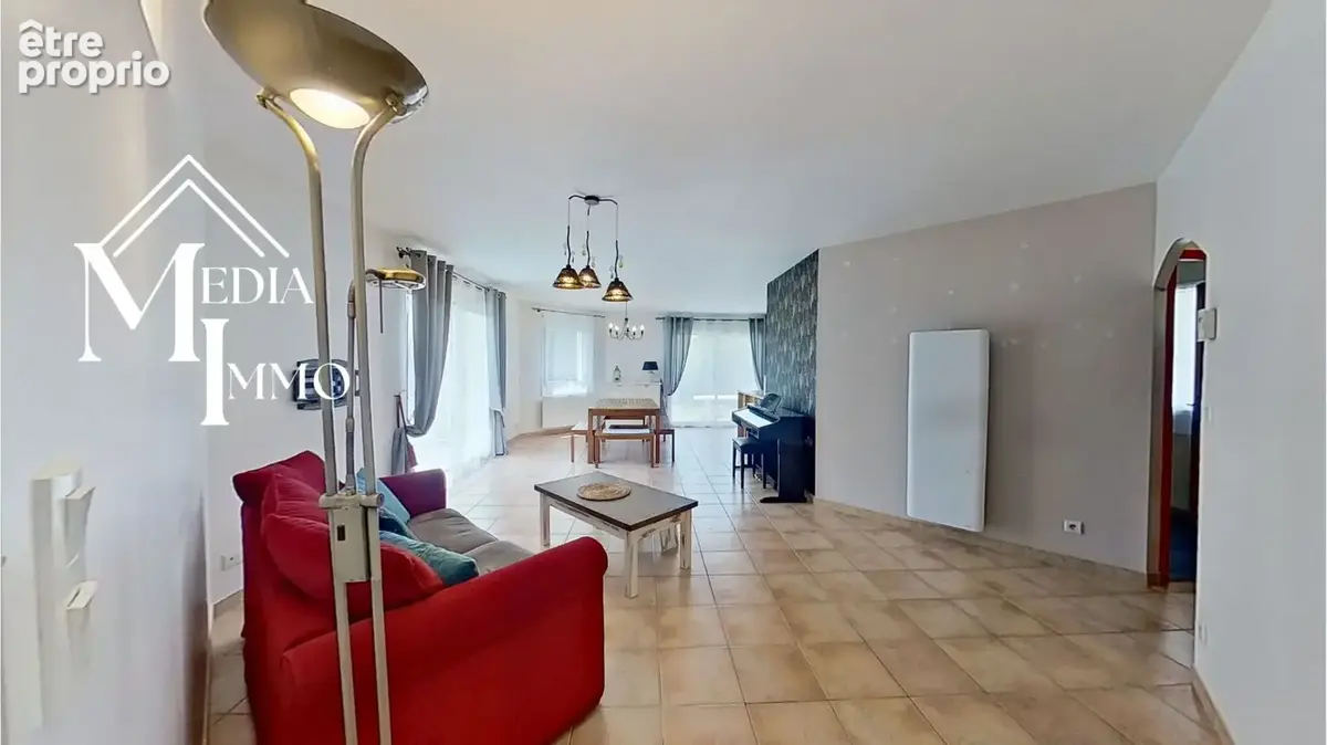 Maison contemporaine 5 pièce(s) 100 m2 avec garage et jardin - photo 4