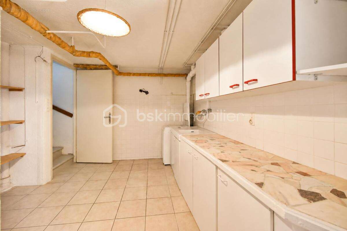 Maison lumineuse de 180m2 - Vue Montagnes - Calme et Jardin - photo 14