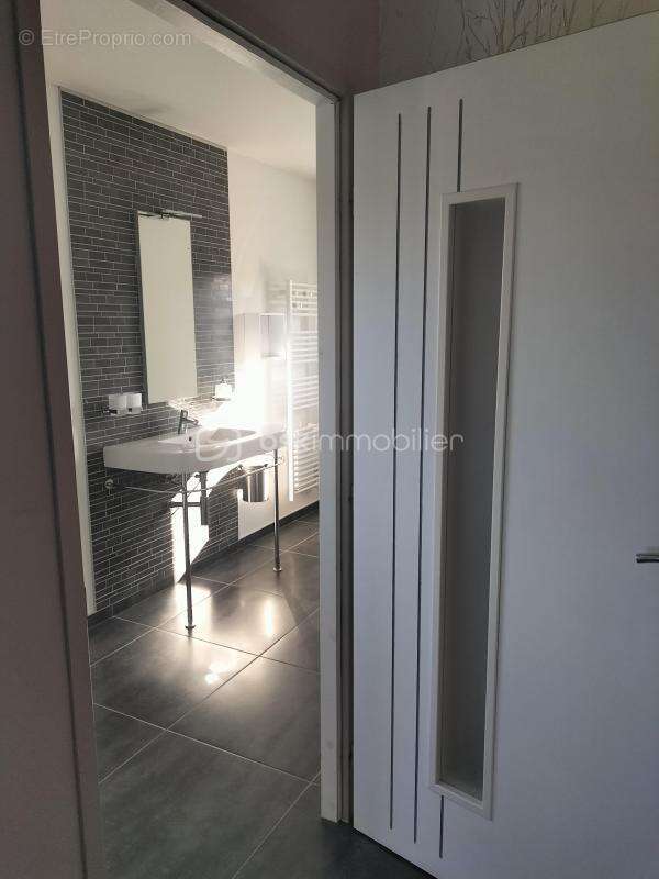 Élégante maison contemporaine aux prestations soignées  - photo 12
