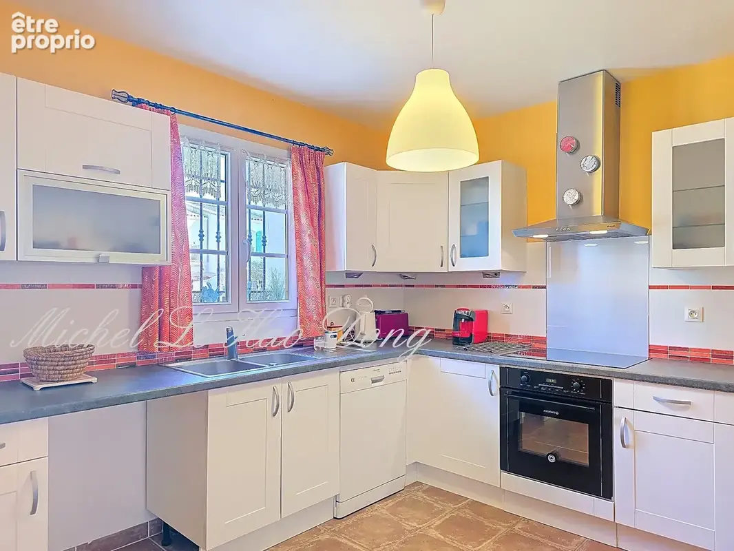 Charmante marina avec 03 chambres en duplex à vendre à Aigues-Mortes (30220) - photo 6