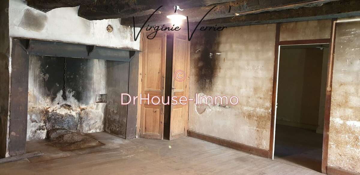 Maison à ROSIERS-DE-JUILLAC