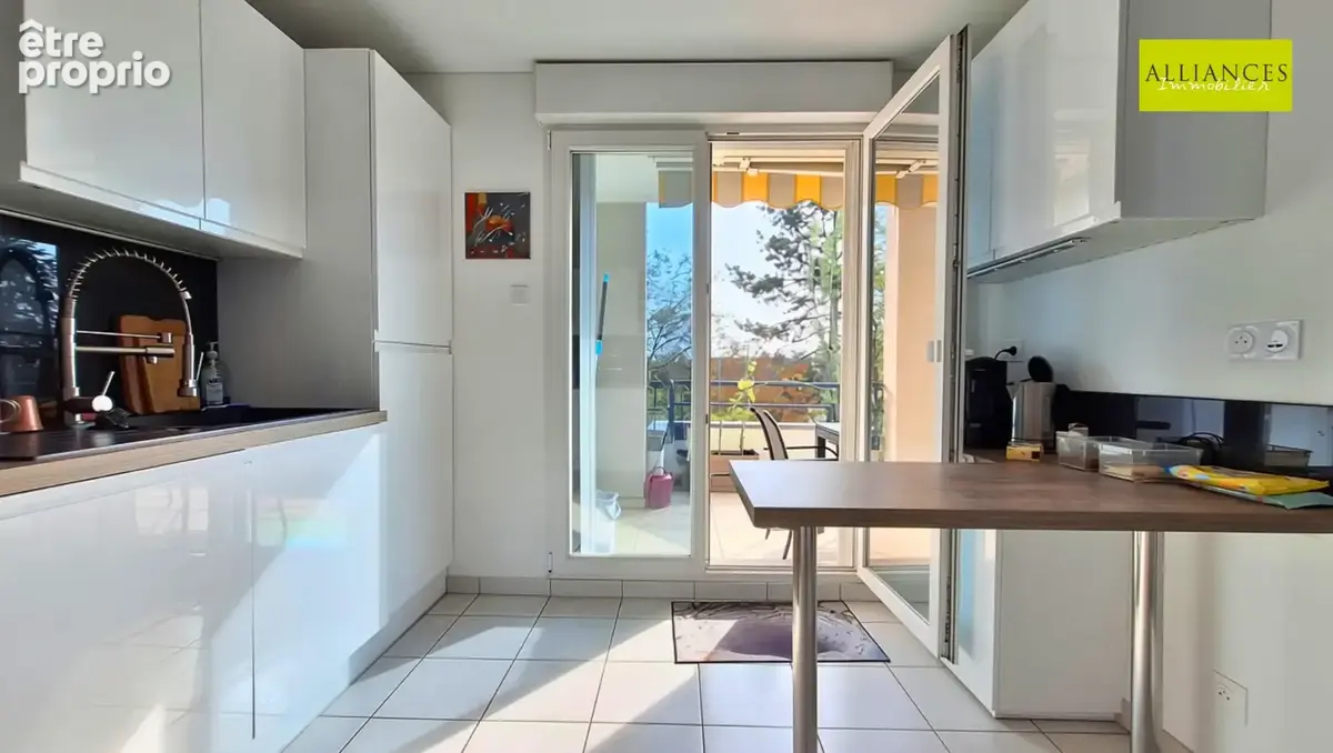 Appartement avec balcon, garage et cave - photo 5