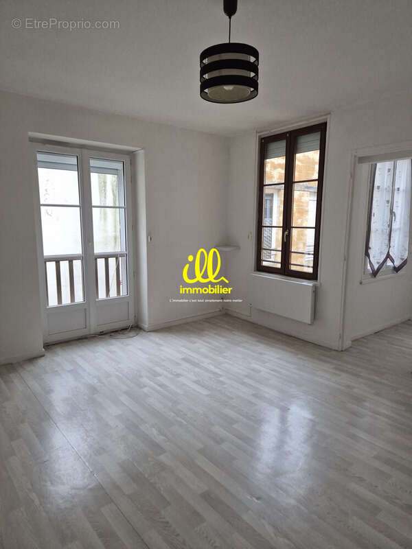 Appartement 49 m² à Charleville-Mezieres  - photo 5