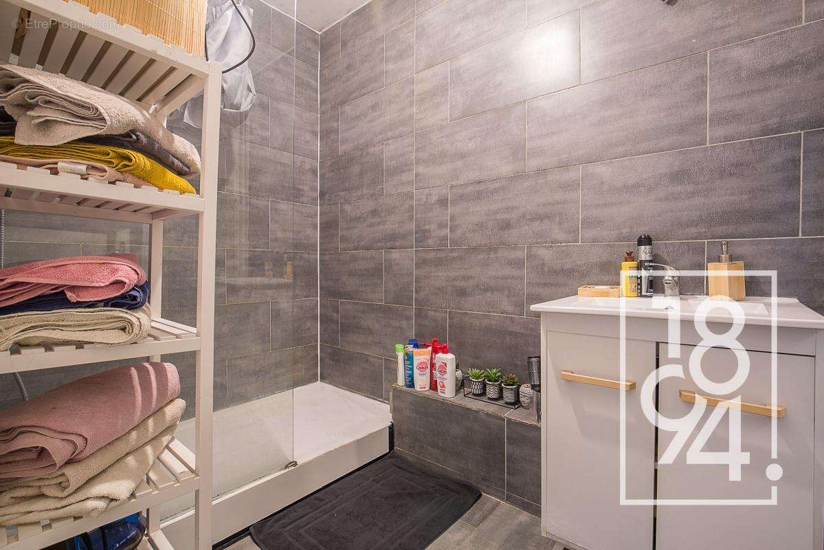 Appartement à MARSEILLE-14E