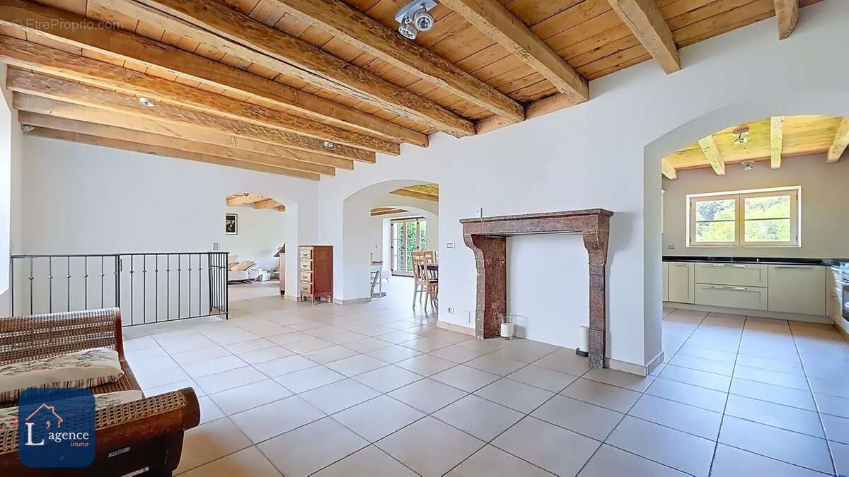 Maison à VANZY