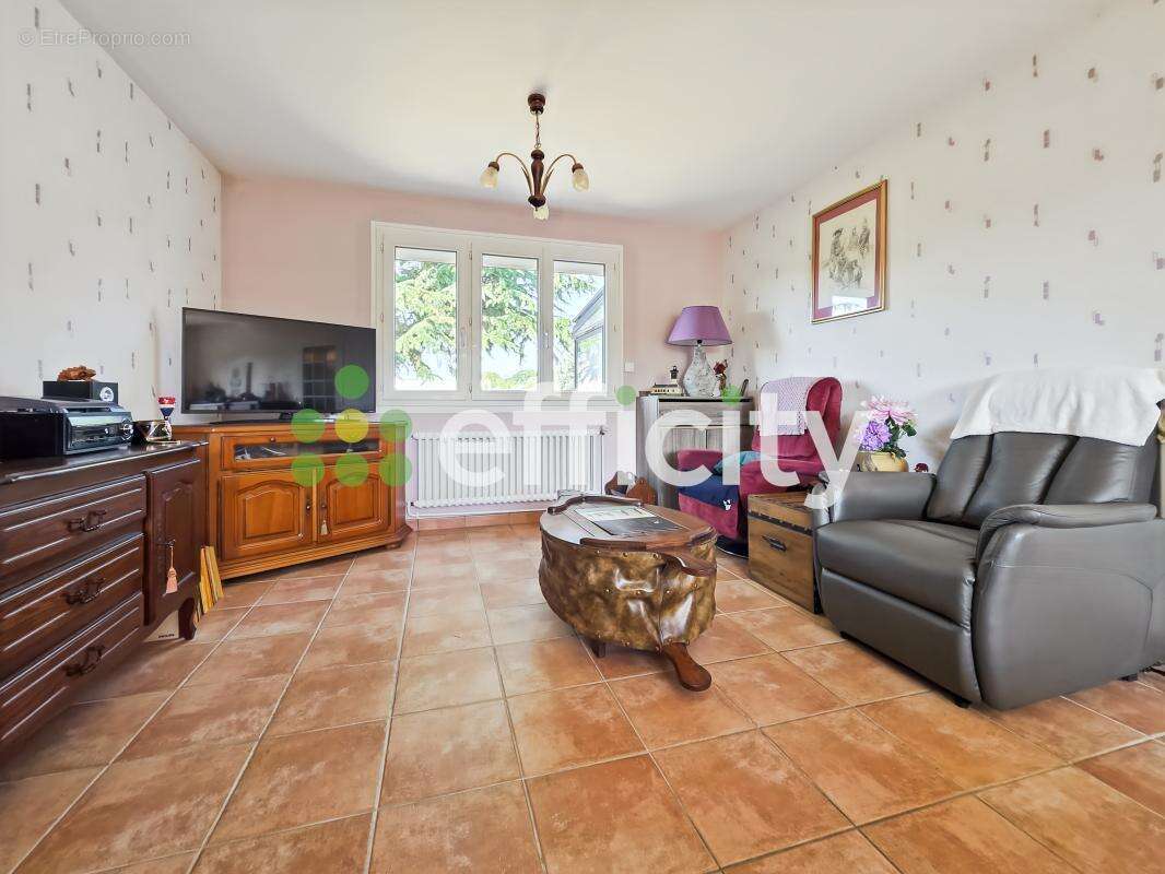 Maison 84 m² à Gasny  - photo 2