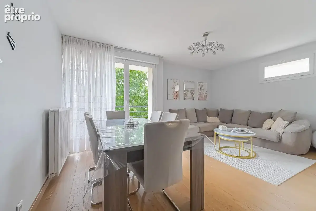 Photo Appartement à Creteil au prix de 289 000€