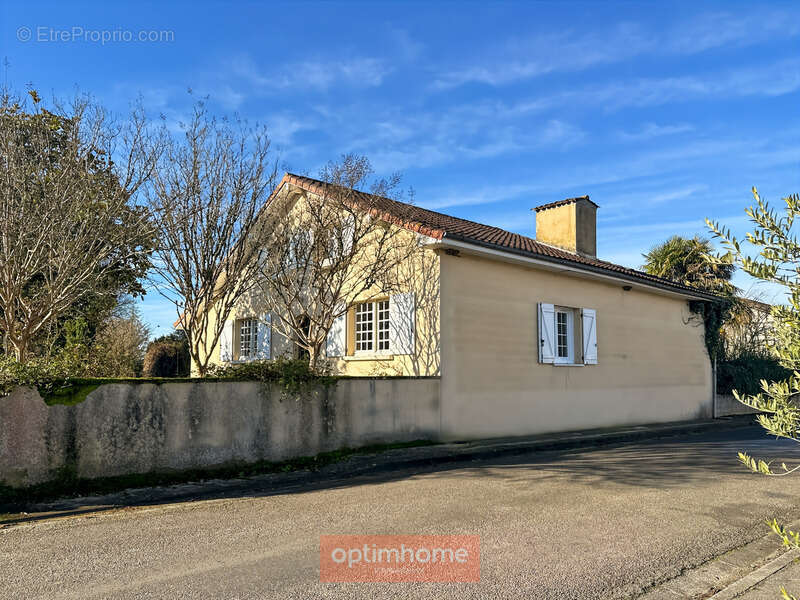 Maison à CAZAUBON