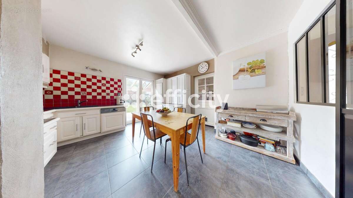 Maison à CHAPONOST