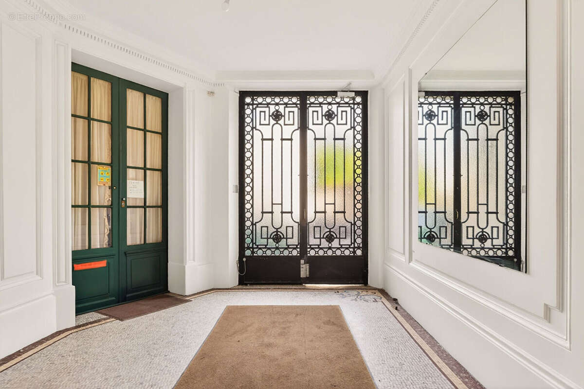 Appartement à PARIS-18E