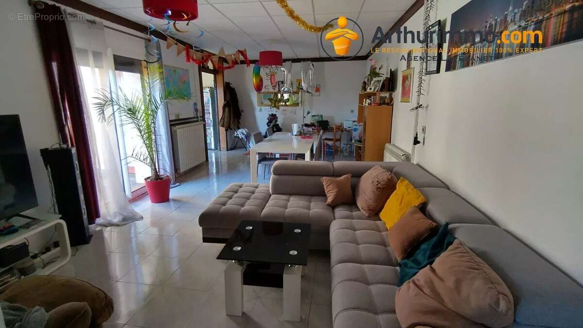 Maison à LAROQUE-D'OLMES