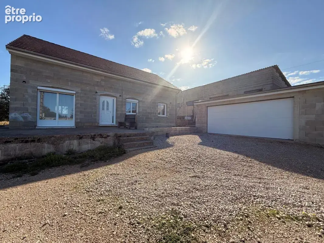 Saint Symphorien sur Saône, Maison de 120,87 m² , 4 chambres, double garage, terrain 696m² - photo 7