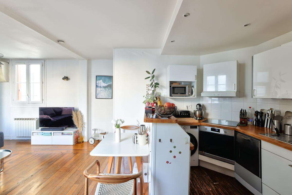 Appartement à LEVALLOIS-PERRET