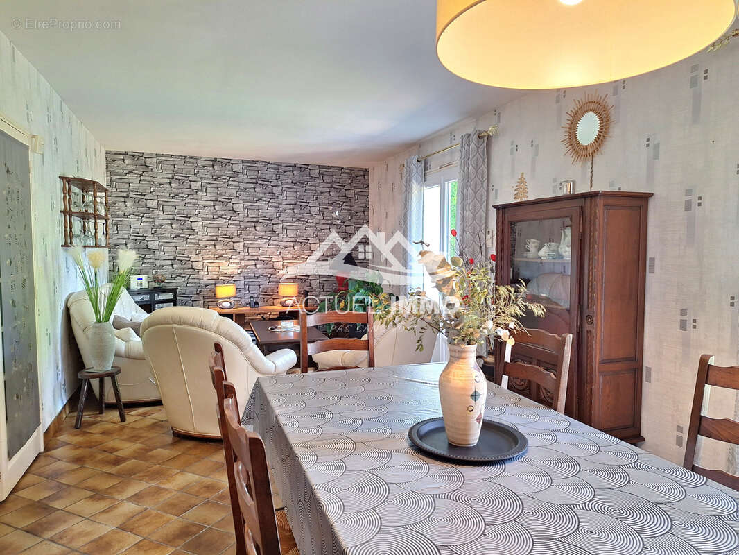 Maison à RUITZ